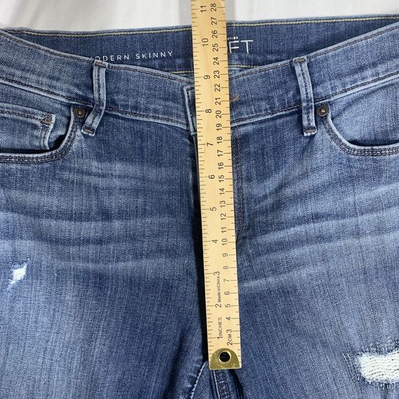 Ann Taylor LOFT Modern Skinny Denim Distressed Jeans Women’s Size 29/8 Inseam 29 - Picture 7 of 11